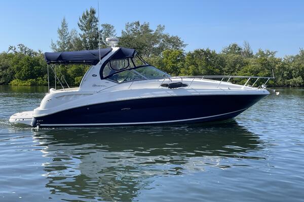 32ft Sea Ray Yacht For Sale