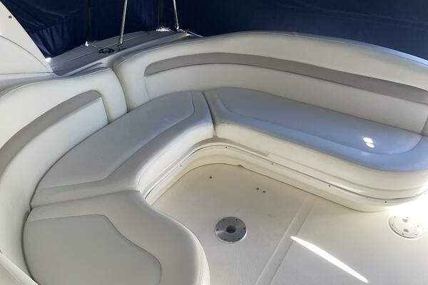 32ft Sea Ray Yacht For Sale