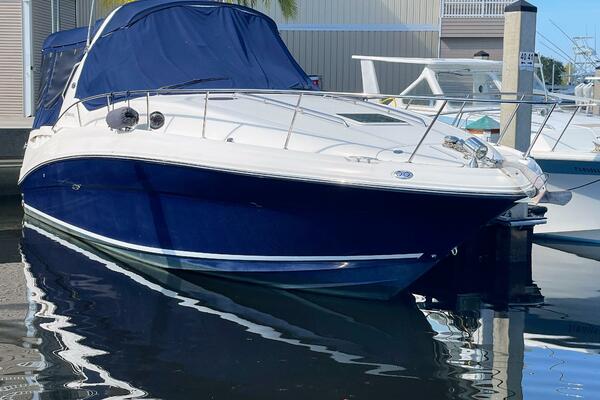 32ft Sea Ray Yacht For Sale