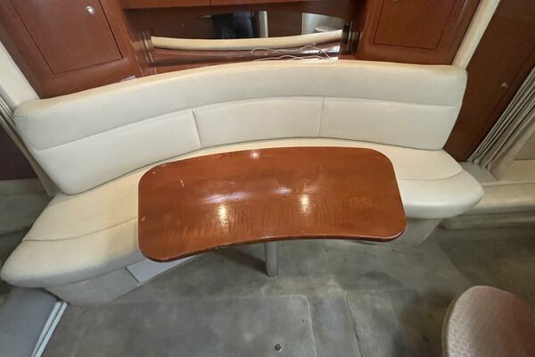 32ft Sea Ray Yacht For Sale