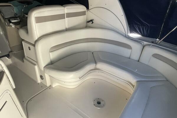 32ft Sea Ray Yacht For Sale