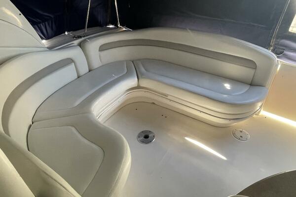 32ft Sea Ray Yacht For Sale