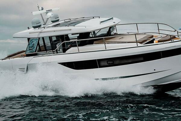 44ft Wellcraft Yacht For Sale