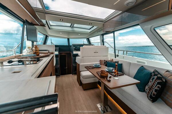 44ft Wellcraft Yacht For Sale