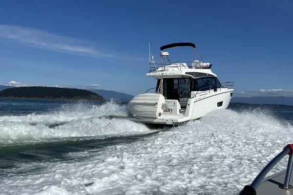 Sweet  amp  Salty 37ft Jeanneau Yacht For Sale