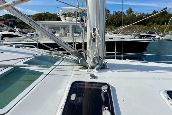 Sosy 42ft Beneteau Yacht For Sale