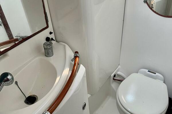 Sosy 42ft Beneteau Yacht For Sale