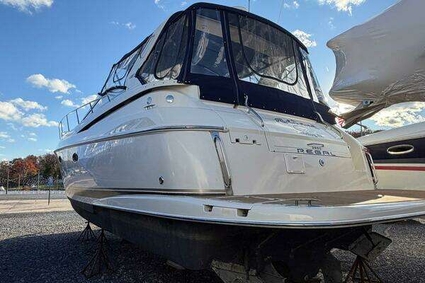 Photo of the 2002 Regal Commodore 3860 "All Too Swell"