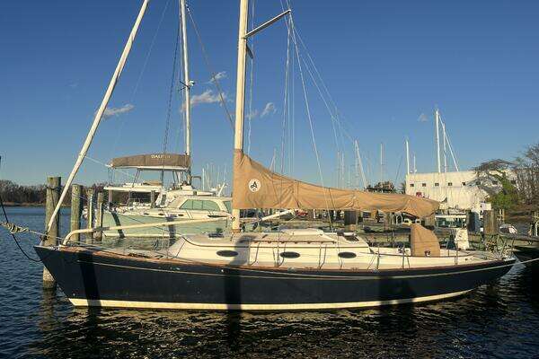 33-ft-Alerion-2008-- Gibson Island Maryland United States  yacht for sale