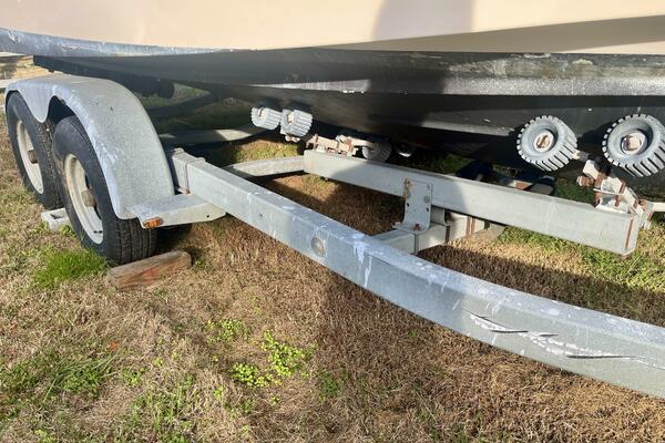 23ft Grady White Yacht For Sale