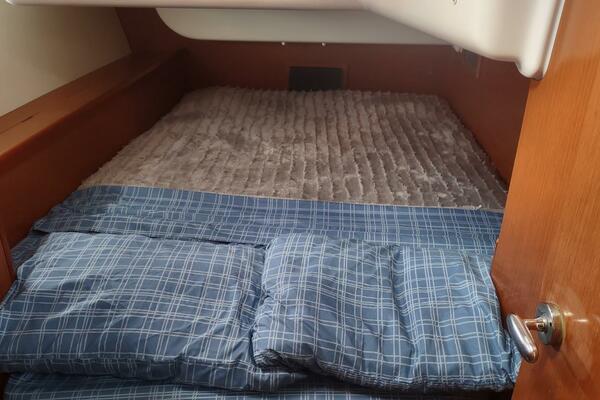 Tiffany Nicole 43ft Beneteau Yacht For Sale