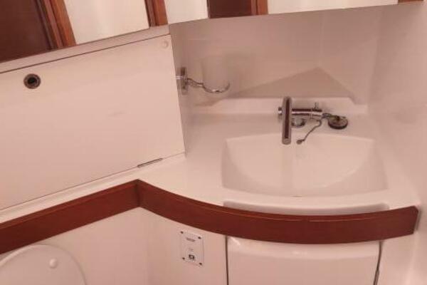 Tiffany Nicole 43ft Beneteau Yacht For Sale