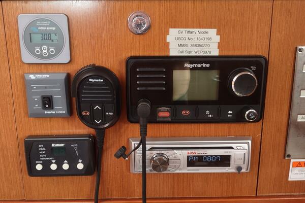 Tiffany Nicole 43ft Beneteau Yacht For Sale