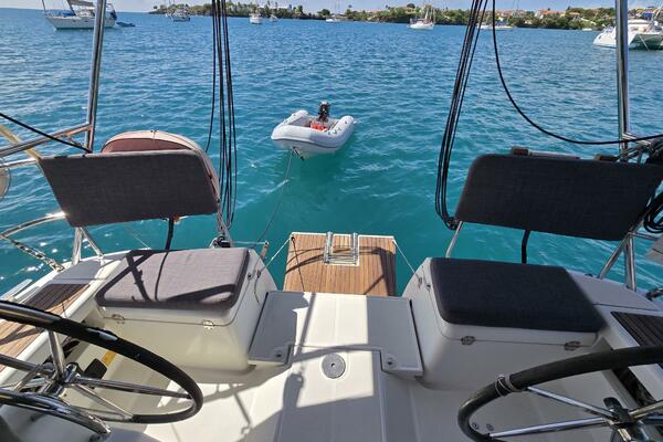 Airbender 40ft Jeanneau Yacht For Sale