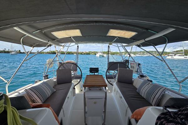 Airbender 40ft Jeanneau Yacht For Sale