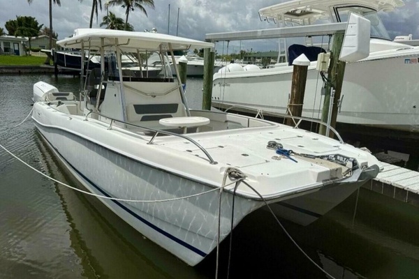 29ft Garnet Offshore Yacht For Sale