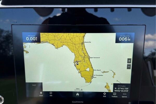 27ft Sportsman Yacht For Sale