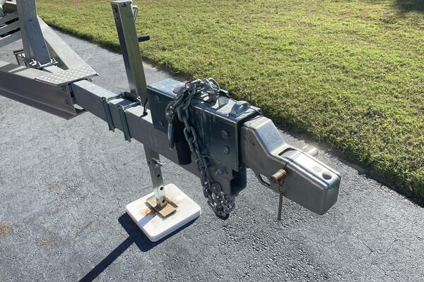 27ft Sportsman Yacht For Sale