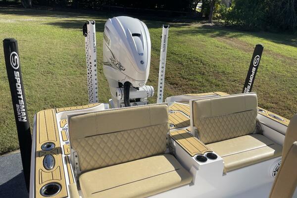 27ft Sportsman Yacht For Sale