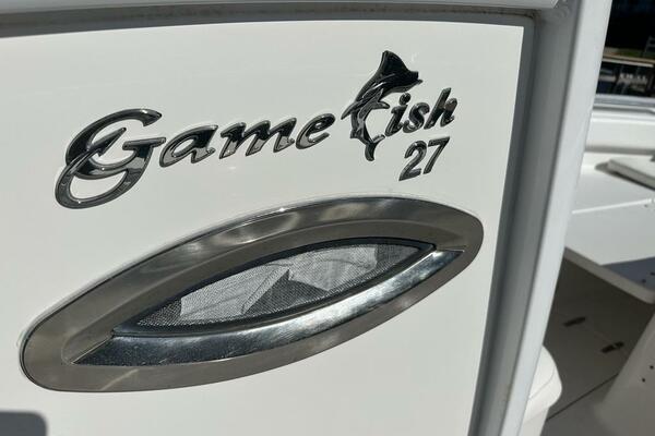 27ft Sea Hunt Yacht For Sale