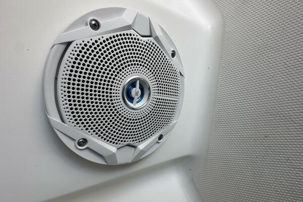 27ft Sea Hunt Yacht For Sale