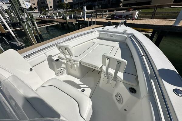 27ft Sea Hunt Yacht For Sale