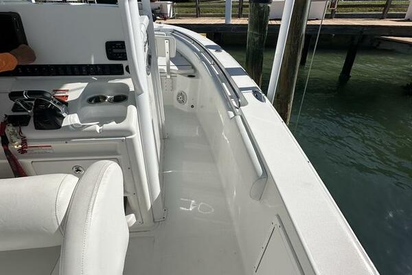 27ft Sea Hunt Yacht For Sale