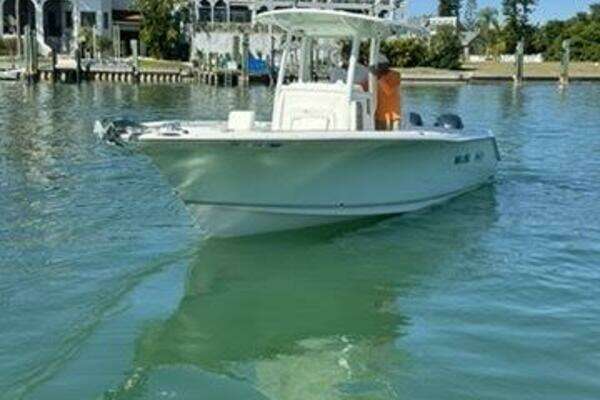2014 Sea Hunt 27