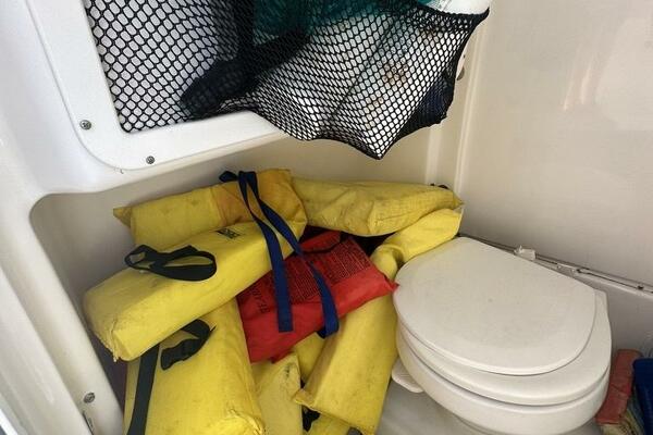 27ft Sea Hunt Yacht For Sale