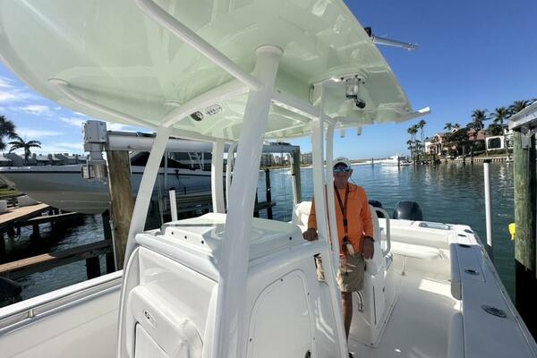 27ft Sea Hunt Yacht For Sale