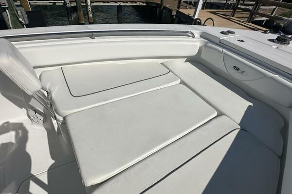 27ft Sea Hunt Yacht For Sale