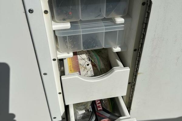 27ft Sea Hunt Yacht For Sale