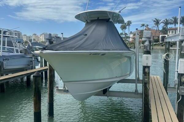 27ft Sea Hunt Yacht For Sale