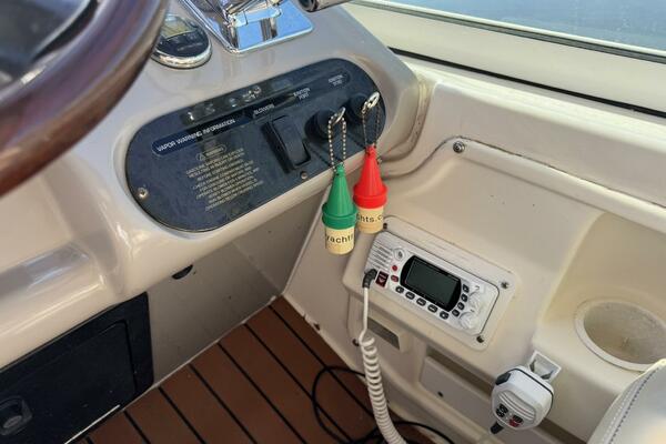 37ft Cruisers Yacht For Sale