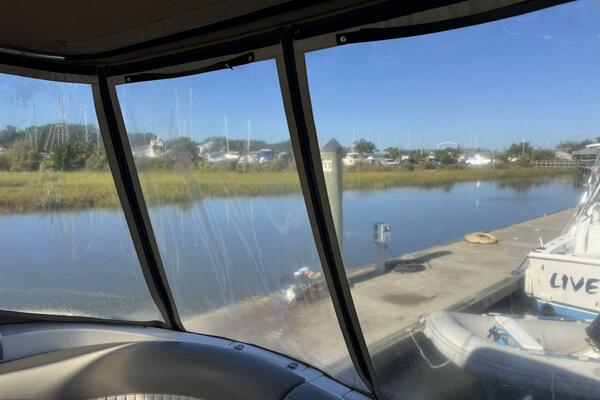 37ft Cruisers Yacht For Sale