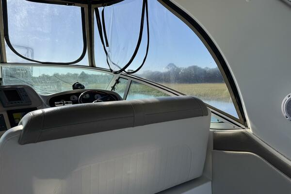 37ft Cruisers Yacht For Sale