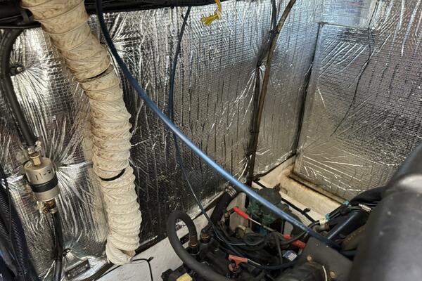 37ft Cruisers Yacht For Sale