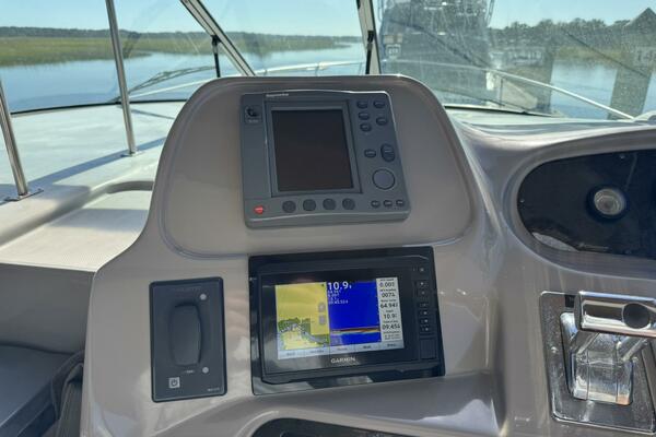 37ft Cruisers Yacht For Sale