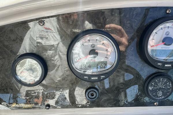 37ft Cruisers Yacht For Sale