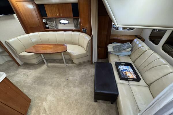 37ft Cruisers Yacht For Sale