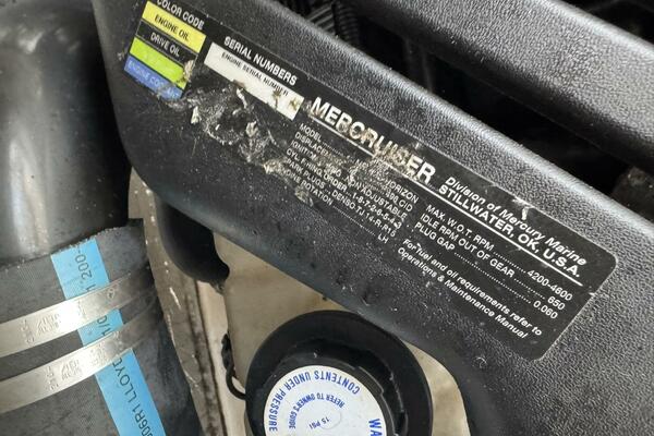 37ft Cruisers Yacht For Sale