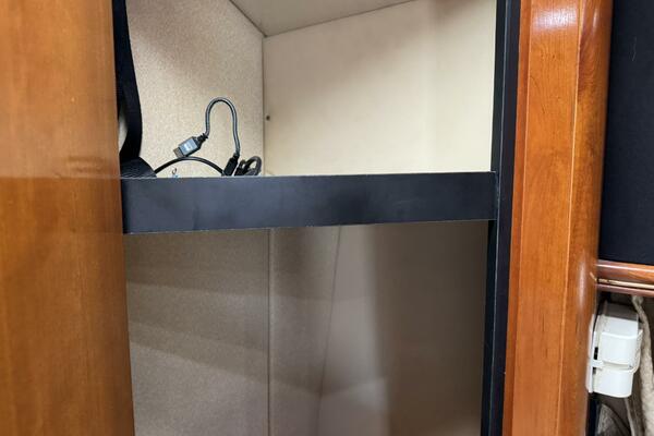 37ft Cruisers Yacht For Sale