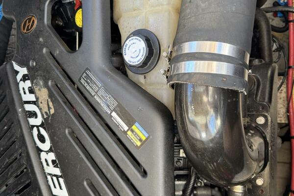 37ft Cruisers Yacht For Sale