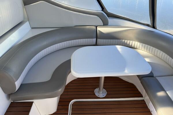 37ft Cruisers Yacht For Sale