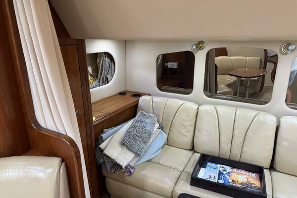 37ft Cruisers Yacht For Sale