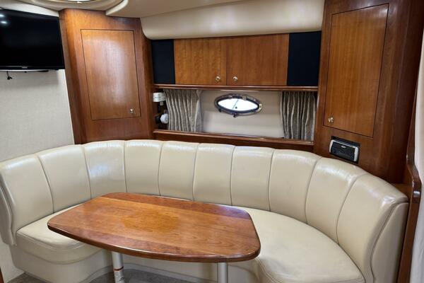 37ft Cruisers Yacht For Sale