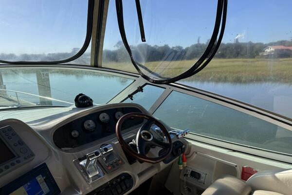 37ft Cruisers Yacht For Sale