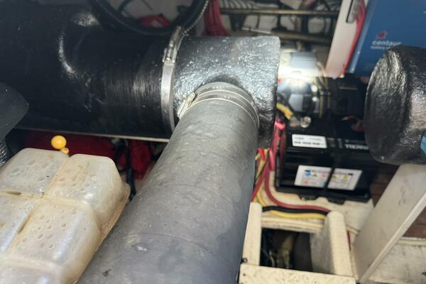 37ft Cruisers Yacht For Sale