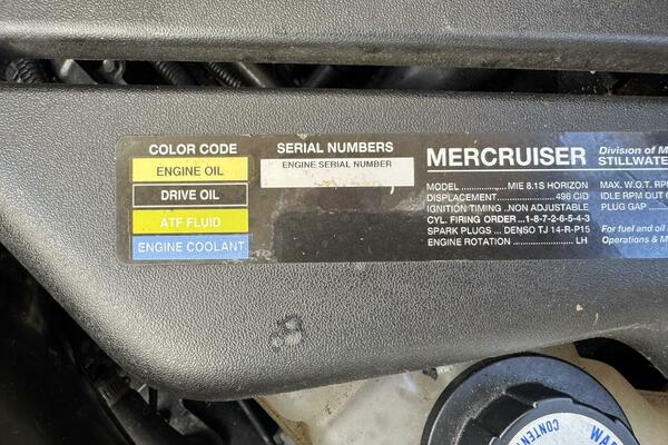 37ft Cruisers Yacht For Sale