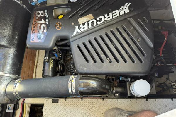 37ft Cruisers Yacht For Sale